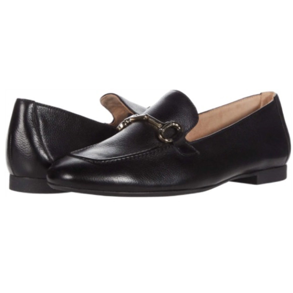 Leather loafer. Black Leather. Never used. Women’s US sizes